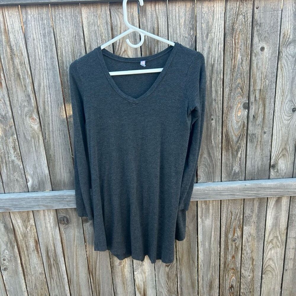 Popana tunic blouse t-shirt long sleeve size small